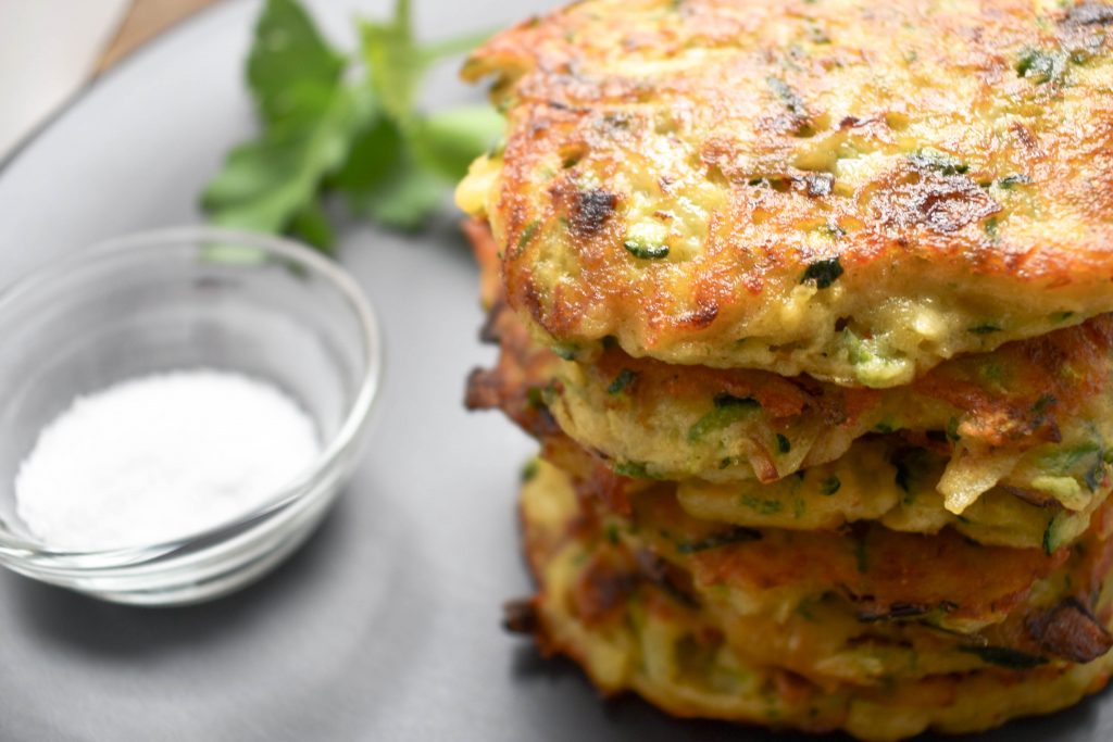 Zucchini fritters - Italian Spoon