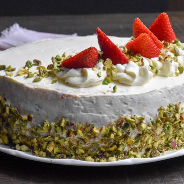 Italian strawberries and cream cake