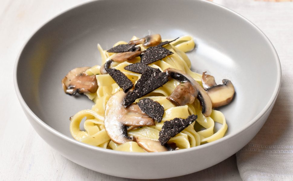 Truffle mushroom pasta | Italian Spoon